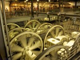 SF_ 1514- Spinning wheels at the Cable Car museum